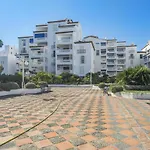 Puerto Banus3 Sandy Beachside
