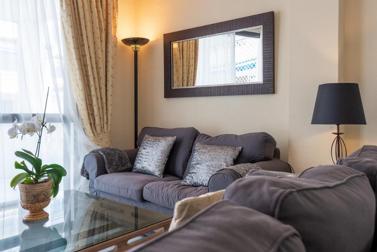 Puerto Banus3 Sandy Beachside Marbella