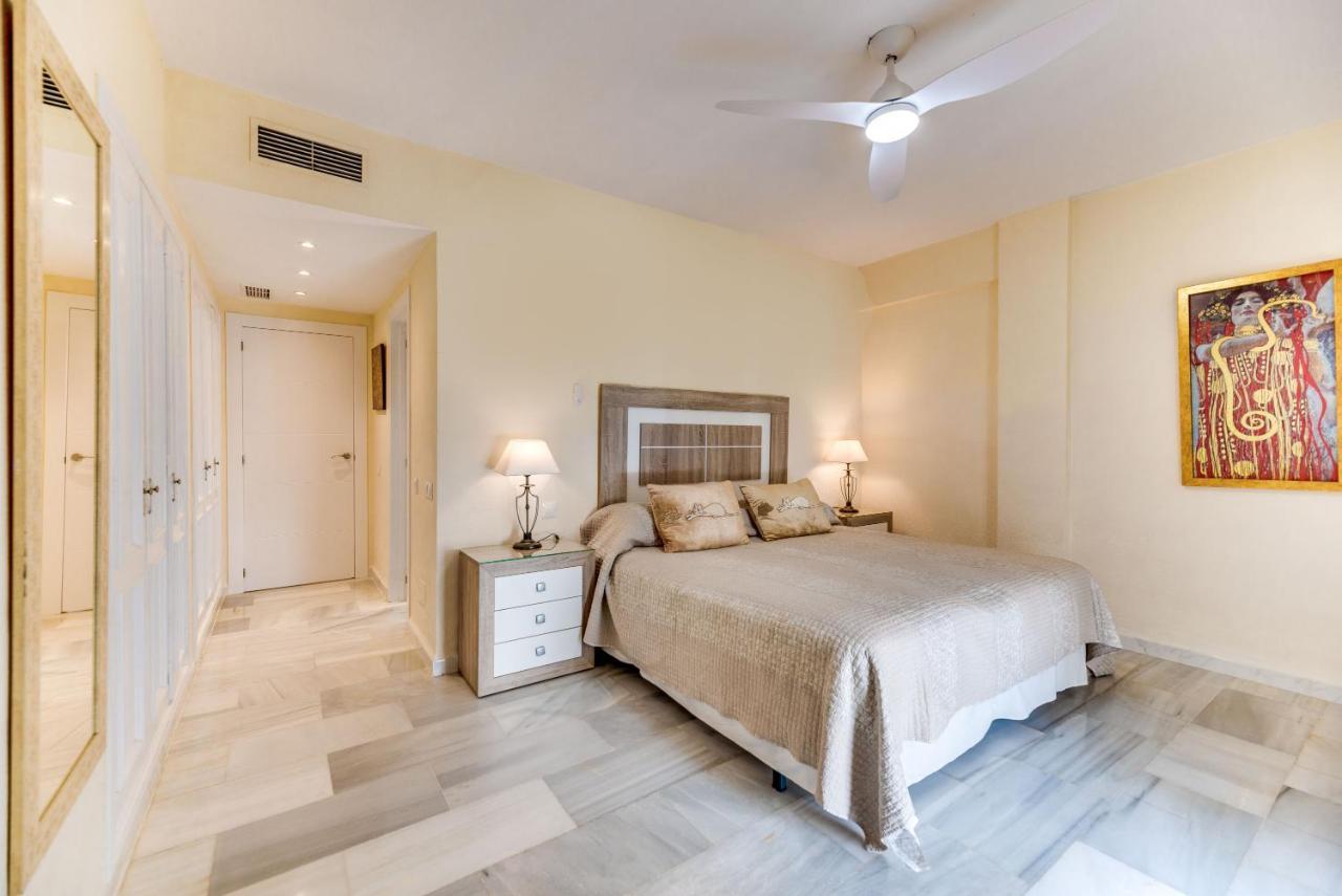 Apartment Puerto Banus3 Sandy Beachside