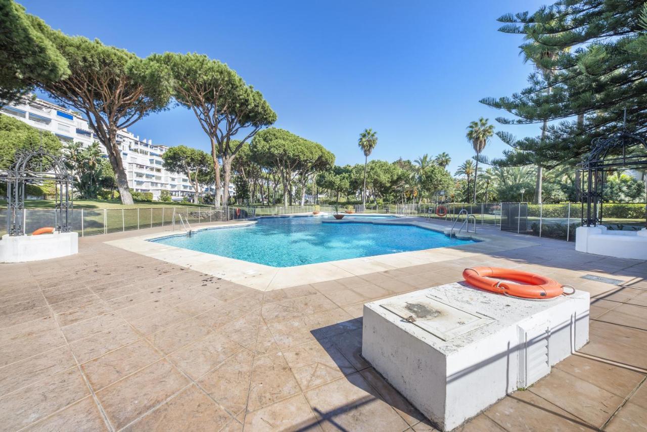 Apartment Puerto Banus3 Sandy Beachside Marbella