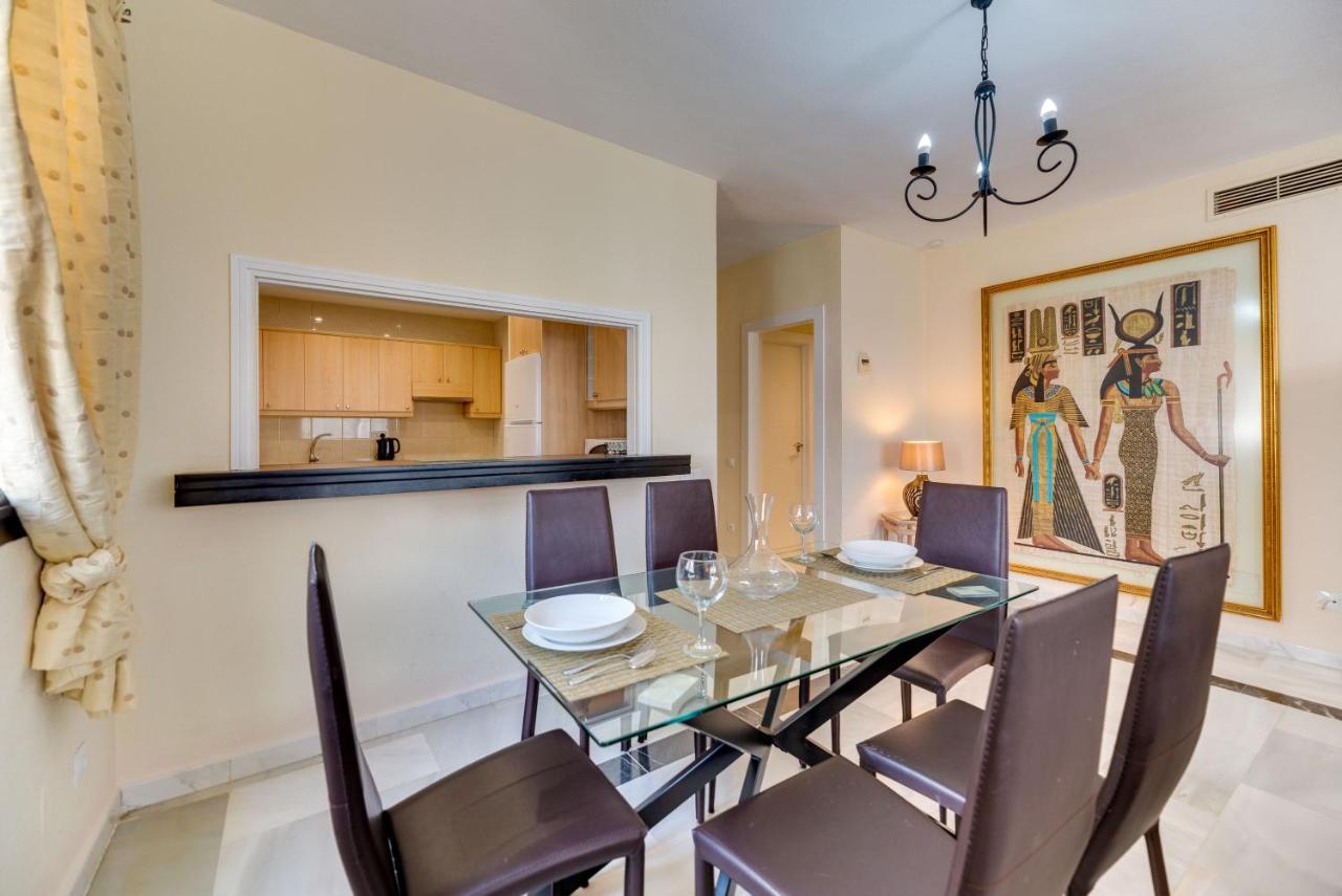 Puerto Banus3 Sandy Beachside Apartment *