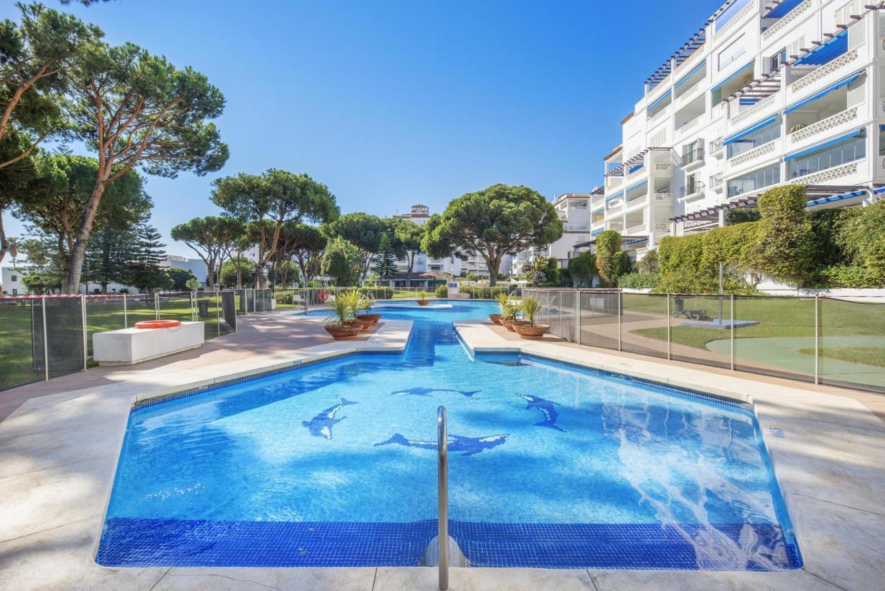 Puerto Banus3 Sandy Beachside